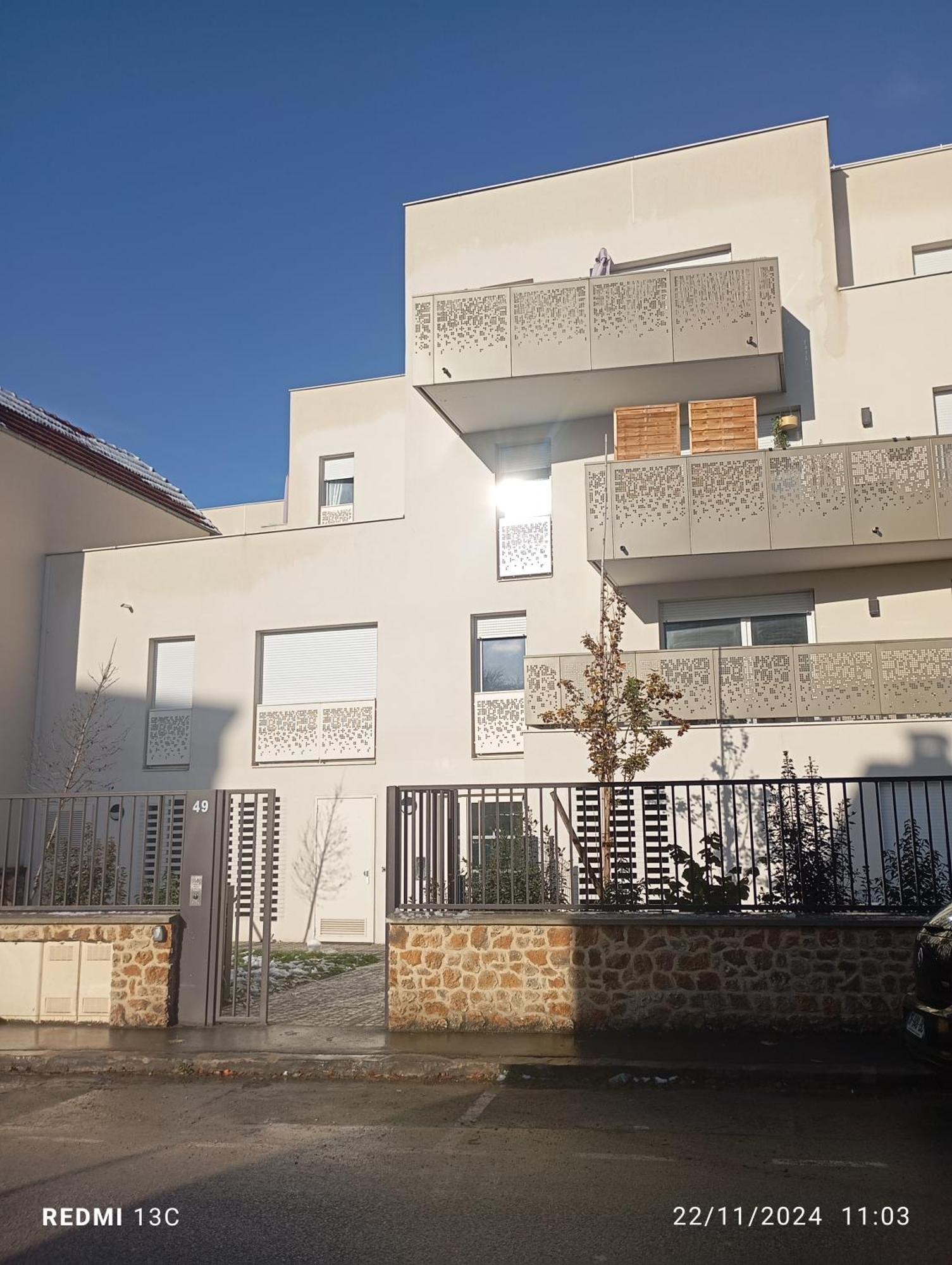 Bel Appartement Disponible Conflans-Sainte-Honorine Buitenkant foto